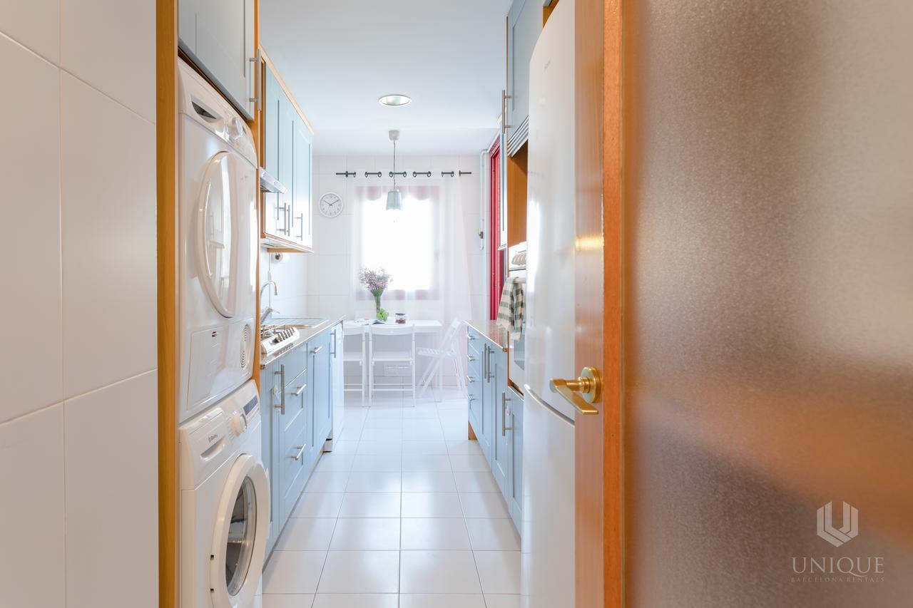 Unique Rentals - Stylish Seafront Duplex Барселона Экстерьер фото
